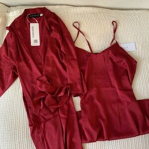 NWT Azazie Red Silky Robe and Cami Skip Dress Nightgown Pajamas Set Lingerie